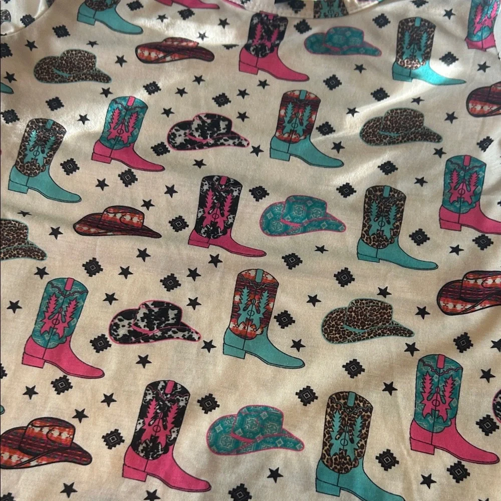 Sterling Kreek Kids Western Boot Print‎ T-Shirt Size Large NWOT Coastal Cowgirl